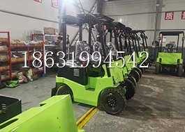新泰市电动叉车2吨电瓶装卸叉车电动叉车自登高叉车移式电动叉车2吨电瓶装卸叉车